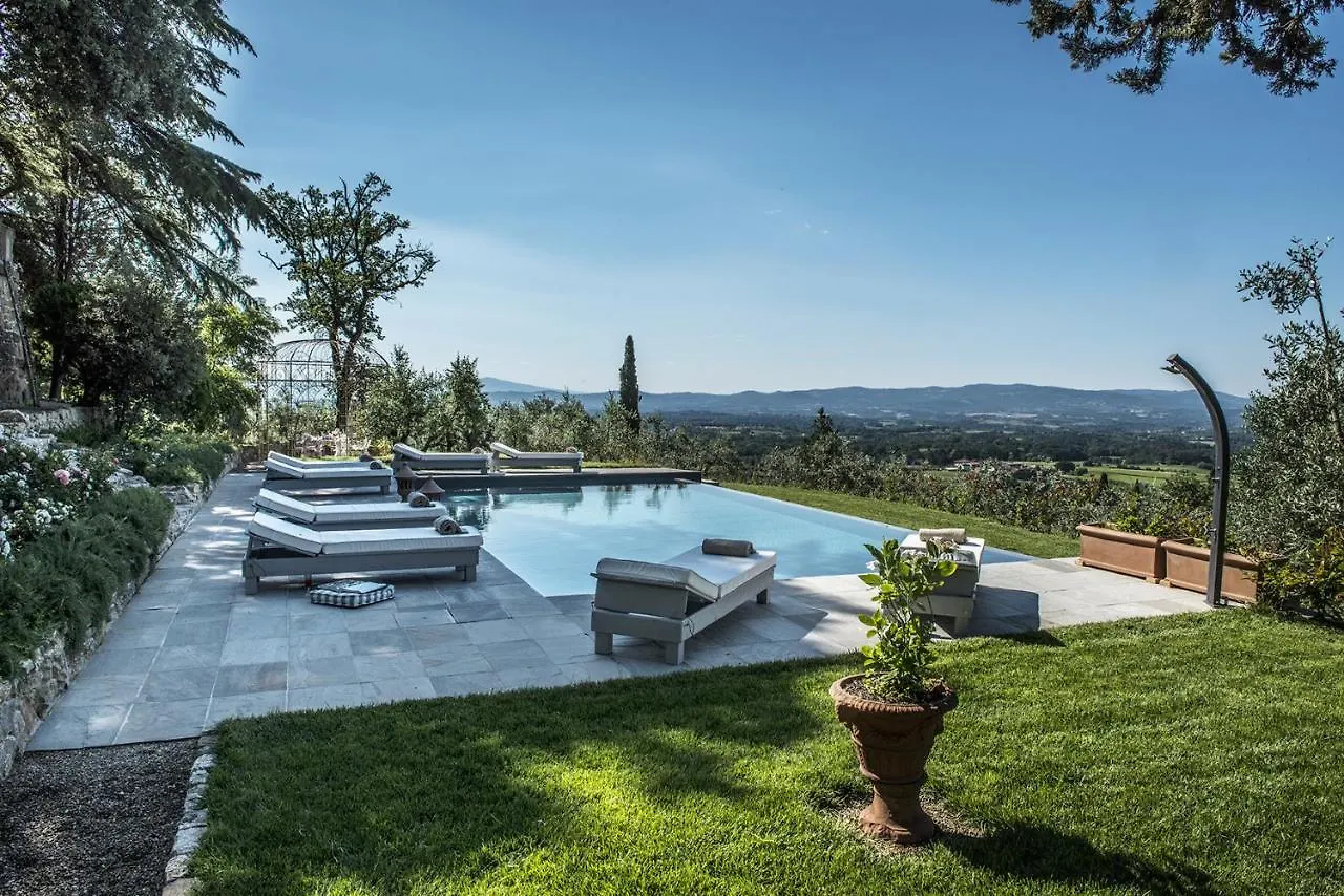 Villa Del Poeta -Homelike Villas Loro Ciuffenna 0*,  Olaszország